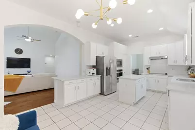 1011 Cowboys Parkway, Irving, TX 75063 - Photo 5