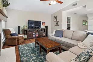 705 Walnut Dr, Lewisville, TX 75067 - Photo 13