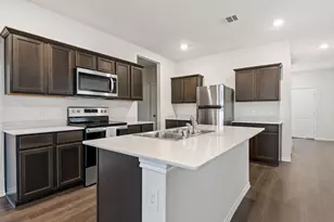 1041 Old Oaks Dr, Forney, TX 75126 - Photo 5