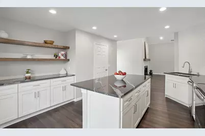 10417 Burgundy Drive, Frisco, TX 75035 - Photo 13