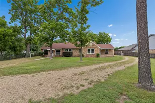 10609 Seagoville Rd, Dallas, TX 75217 - Photo 3