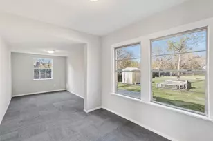 10609 Seagoville Rd, Dallas, TX 75217 - Photo 17