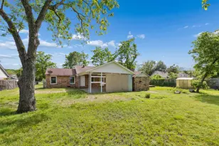 10609 Seagoville Rd, Dallas, TX 75217 - Photo 3