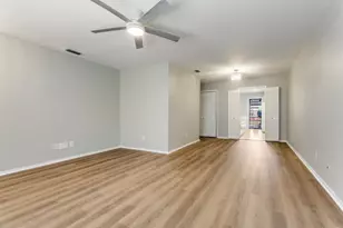 13842 Methuen Green Ln, Dallas, TX 75240 - Photo 19