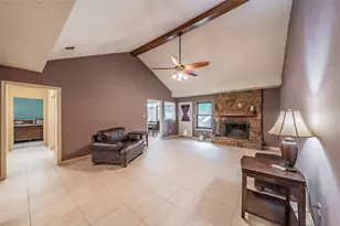 7525 Woodhaven Dr, North Richland Hills, TX 76182 - Photo 3