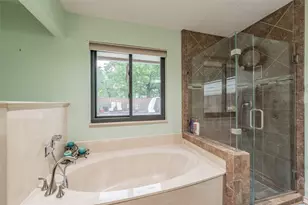 7525 Woodhaven Dr, North Richland Hills, TX 76182 - Photo 13