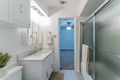 2422 Greenwood Drive, Grand Prairie, TX 75050 - Photo 19