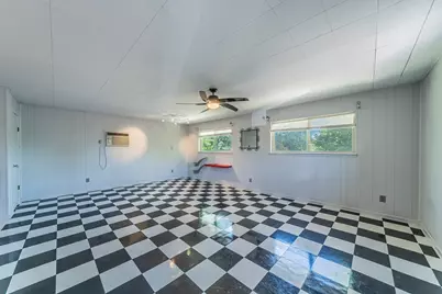 2422 Greenwood Drive, Grand Prairie, TX 75050 - Photo 23