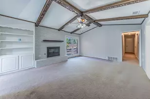 2422 Greenwood Dr, Grand Prairie, TX 75050 - Photo 9