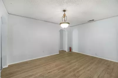 6930 Thornwood Drive, Dallas, TX 75227 - Photo 7