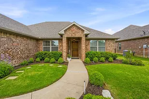 1021 Morningside Dr, Burleson, TX 76028 - Photo 3