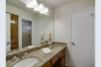 2024 Crooked, Arlington, TX 76006 - Photo 9