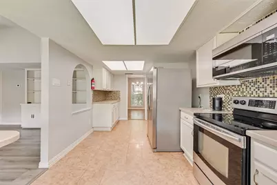 936 Mossvine Drive, Plano, TX 75023 - Photo 11