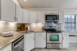 1417 Mccoy St, Dallas, TX 75204 - Photo 13