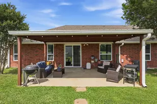 636 E Eubank St, Mabank, TX 75147 - Photo 27