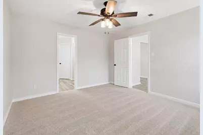 636 E Eubank Street, Mabank, TX 75147 - Photo 13