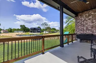 245 Autumn Wood Trail, Gun Barrel City, TX 75156 - Photo 33