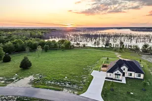 345 Shoreline Dr, Dodd City, TX 75438 - Photo 1