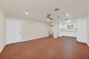5621 Wedgworth Rd, Fort Worth, TX 76133 - Photo 15