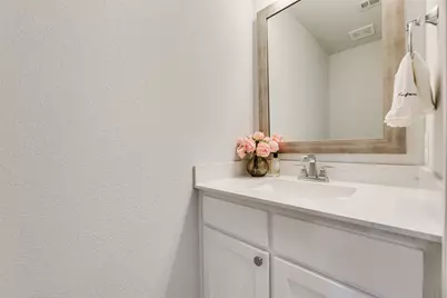 1753 Sir Dustin Lane, Carrollton, TX 75010 - Photo 19