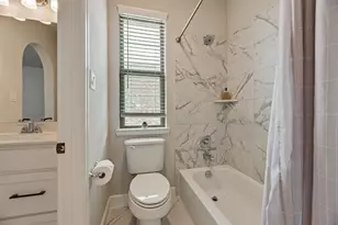 1753 Sir Dustin Ln, Carrollton, TX 75010 - Photo 31