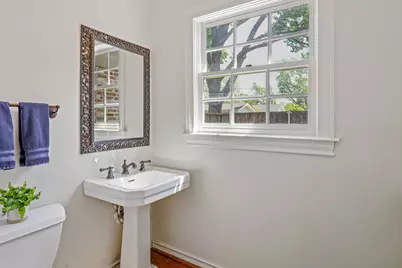 6011 McCommas Boulevard, Dallas, TX 75206 - Photo 27