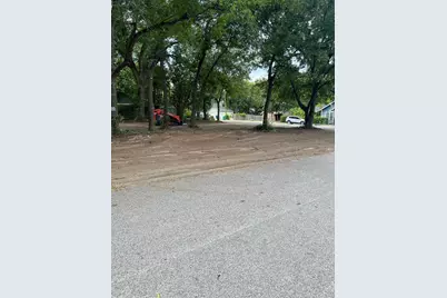 414 N N Avenue F, Clifton, TX 76634 - Photo 3