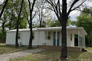 414 N N Ave F, Clifton, TX 76634 - Photo 5