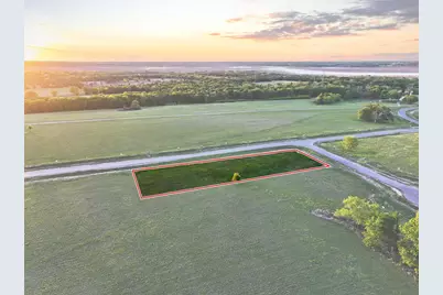 210 Diamond Point, Dodd City, TX 75438 - Photo 5