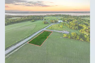 210 Diamond Point, Dodd City, TX 75438 - Photo 11