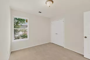 9708 Calle Del Oro Ln, Dallas, TX 75217 - Photo 15