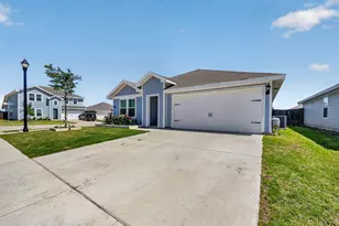 6409 Waterfall Ln, Princeton, TX 75407 - Photo 3