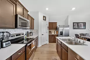 6409 Waterfall Ln, Princeton, TX 75407 - Photo 5