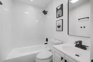 806 Laguna Dr, Garland, TX 75043 - Photo 7