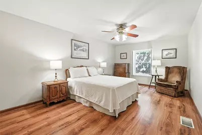 4165 Shady Valley Drive, Arlington, TX 76013 - Photo 29