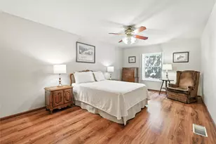 4165 Shady Valley Dr, Arlington, TX 76013 - Photo 29