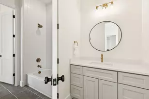 711 Hummingbird Ln, Justin, TX 76247 - Photo 25