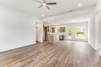 4004 Tahoe Court, Granbury, TX 76048 - Photo 7