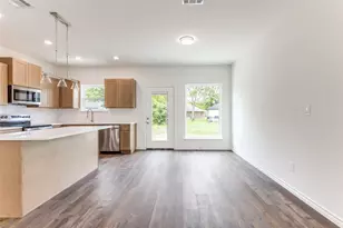 4004 Tahoe Ct, Granbury, TX 76048 - Photo 5