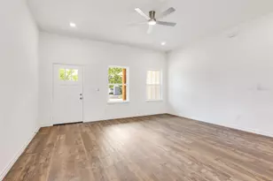 4004 Tahoe Ct, Granbury, TX 76048 - Photo 3