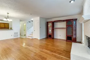 2414 Cordoba Dr, Carrollton, TX 75006 - Photo 11