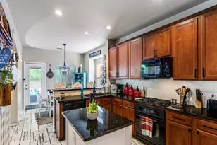 6811 Shore Breeze Ct, Arlington, TX 76016 - Photo 7