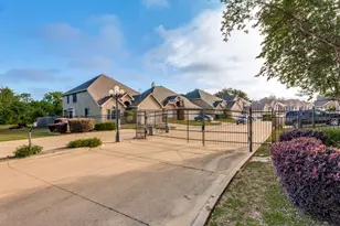 6811 Shore Breeze Ct, Arlington, TX 76016 - Photo 27