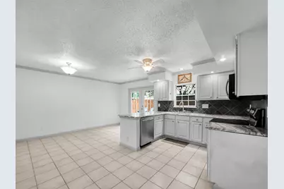 767 Dove Circle, Lewisville, TX 75067 - Photo 7