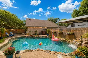 767 Dove Cir, Lewisville, TX 75067 - Photo 35