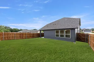 1752 Edgeway Dr, Aubrey, TX 76227 - Photo 25
