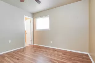 701 E Mission St, Crowley, TX 76036 - Photo 9