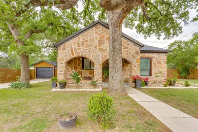 315 Cleveland Avenue, Weatherford, TX 76086 - Photo 1