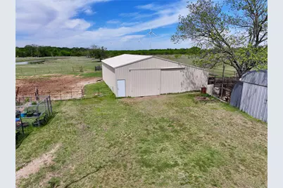 359 Hcr 3373, Hubbard, TX 76648 - Photo 9