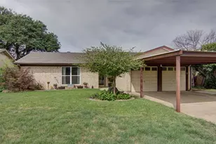 7405 Meadowdale Dr, Watauga, TX 76148 - Photo 1